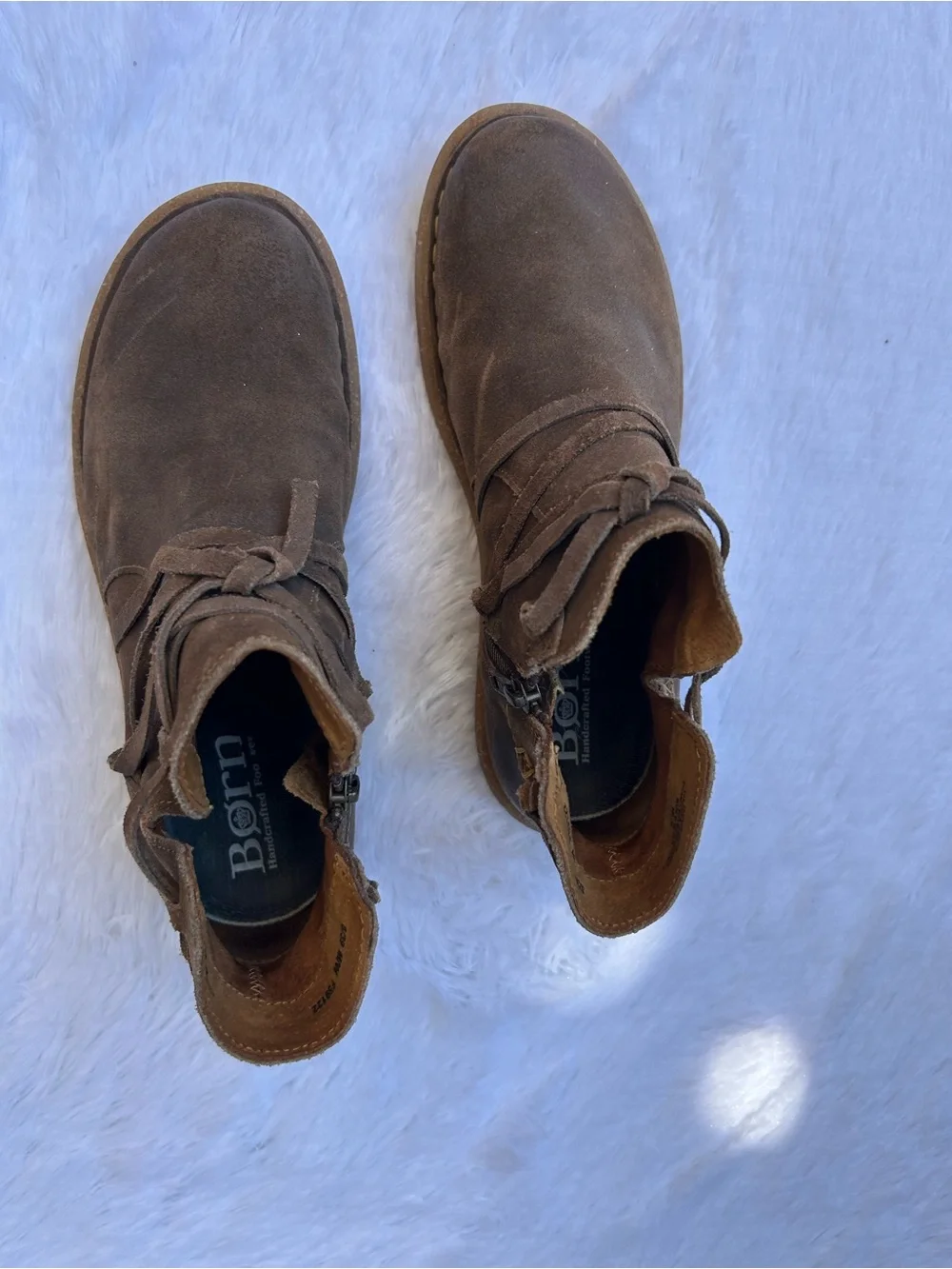 Women’s Tarkiln Chukka Boots by Børn® size 8M